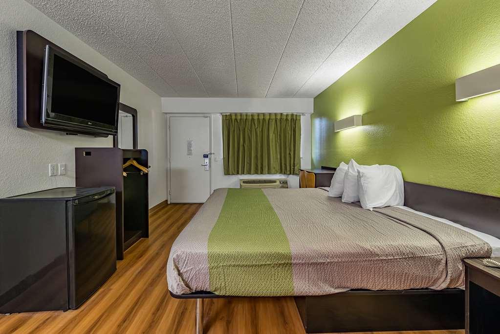 Days Inn By Wyndham Cincinnati I-71 Silverton Ruang foto
